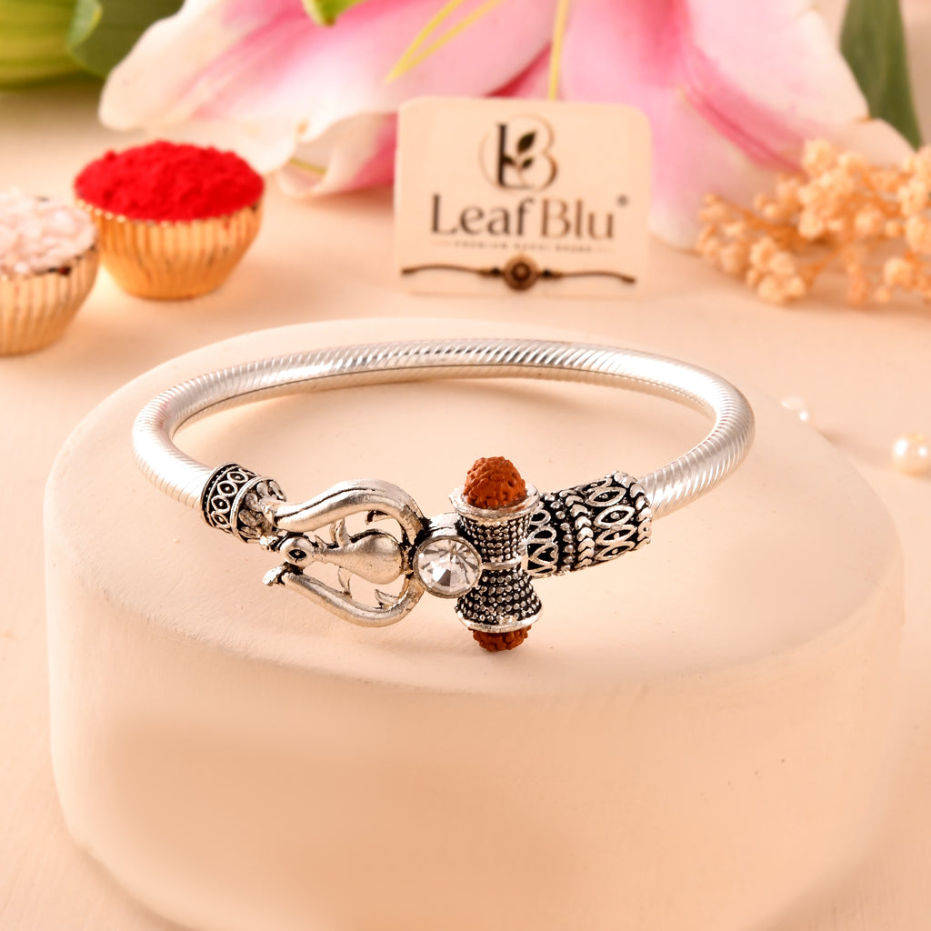 LeafBlu Silver Mahadev Bracelet | Trishul Rudraksha Men’s Bracelet (Pack of 1)