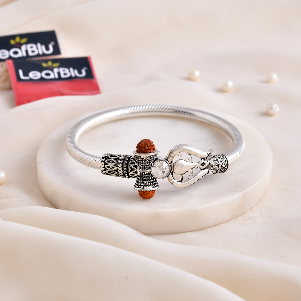 LeafBlu Silver Mahadev Bracelet | Trishul Rudraksha Men’s Bracelet (Pack of 1)