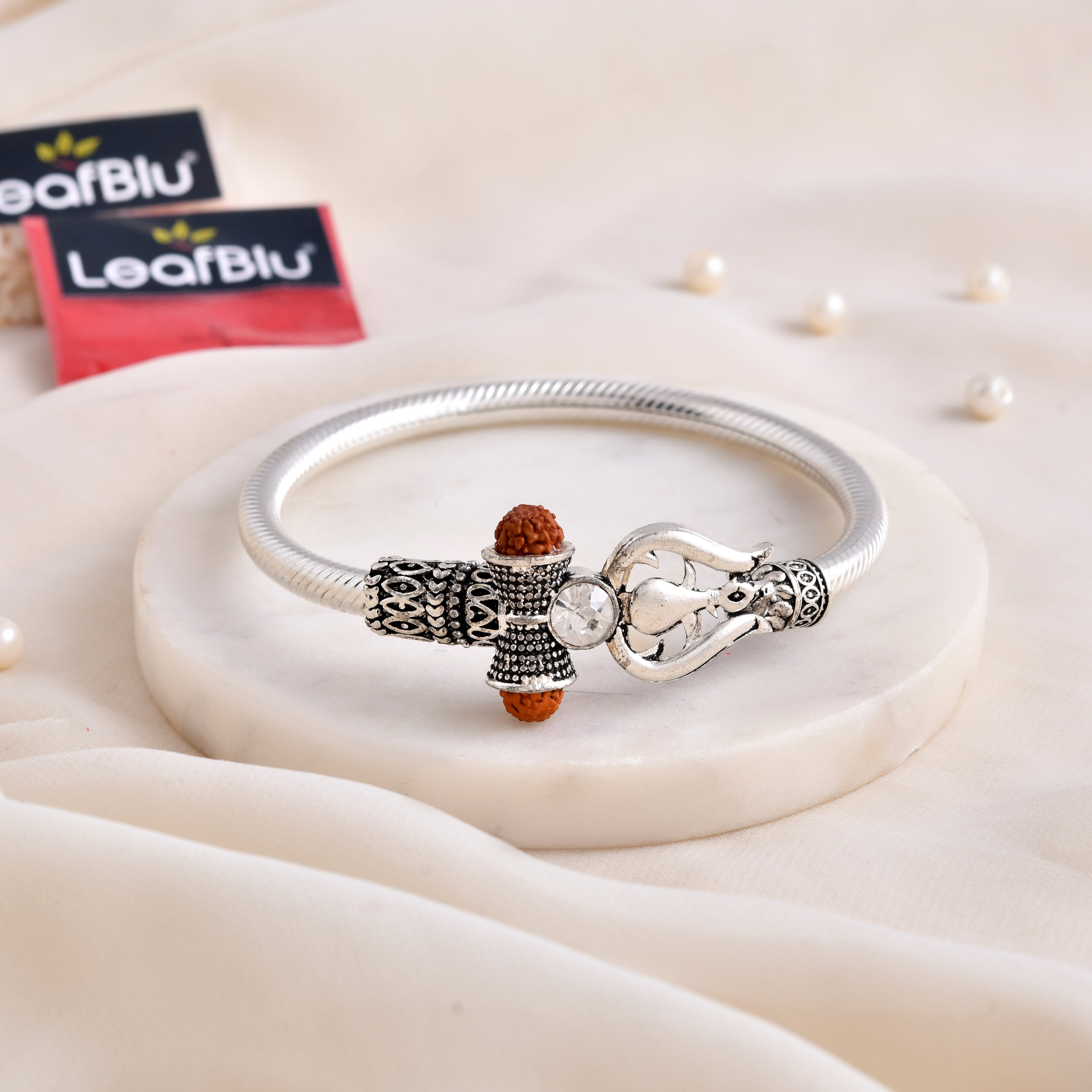 LeafBlu Silver Mahadev Bracelet | Trishul Rudraksha Men’s Bracelet (Pack of 1)