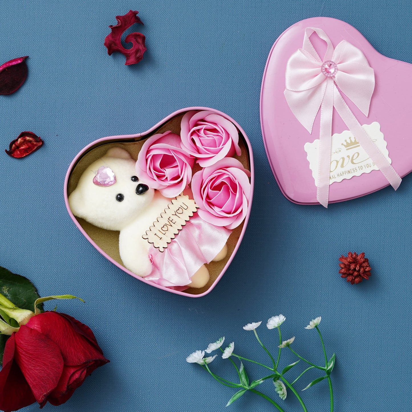 LeafBlu Red Heartbox Gift Set For Love Couple Valentine Gift